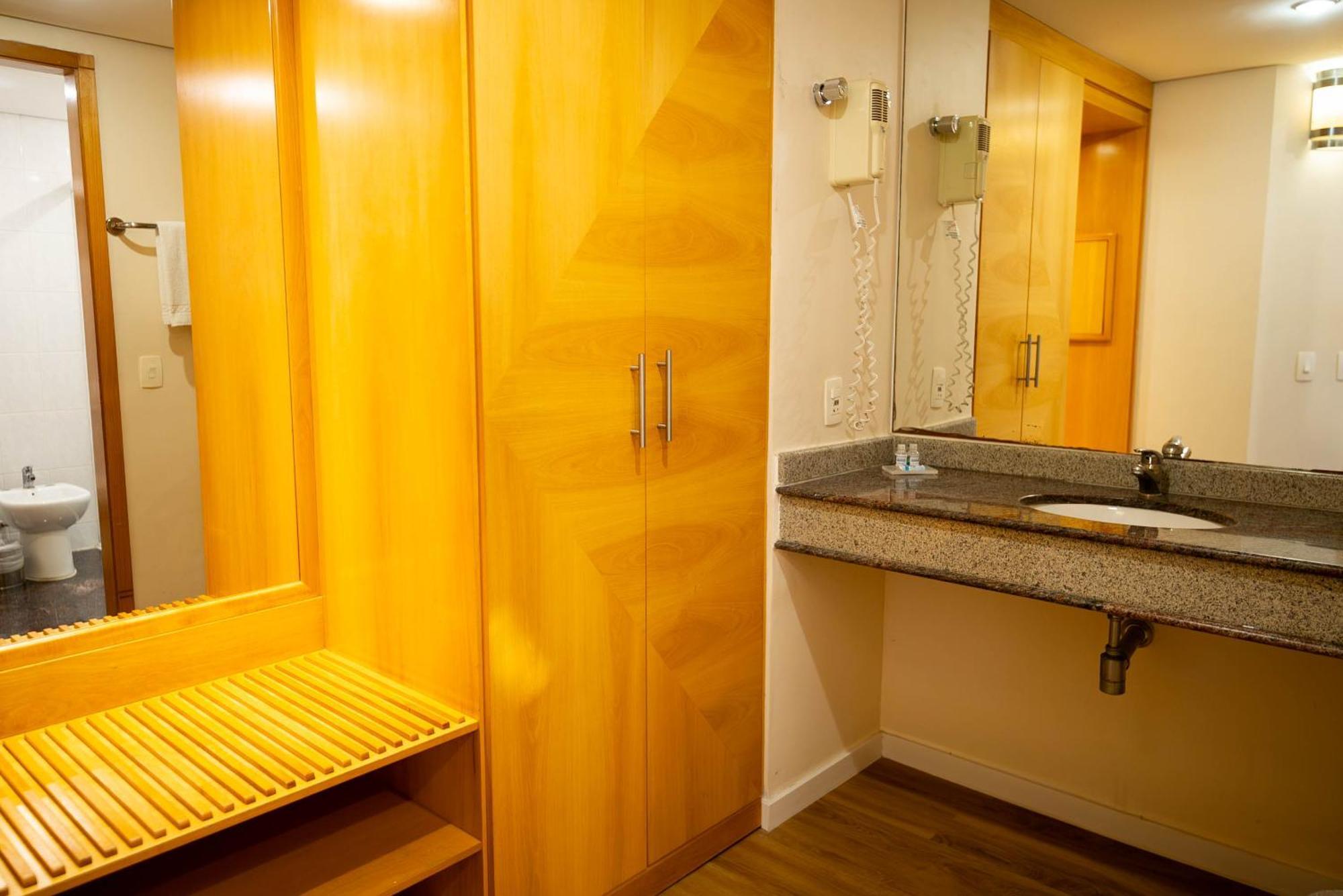 Hotel Sol Alphaville & 4*